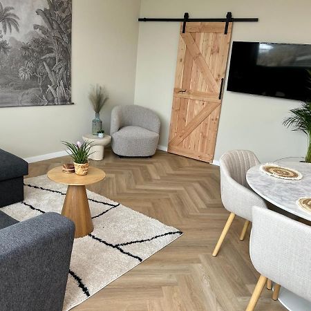Amsterdam Beach Apartment 33, Private Garden Zandvoort Bagian luar foto